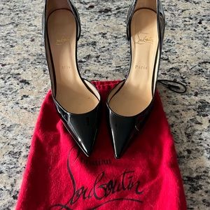 Authentic Christian Louboutin classics black patent pump.